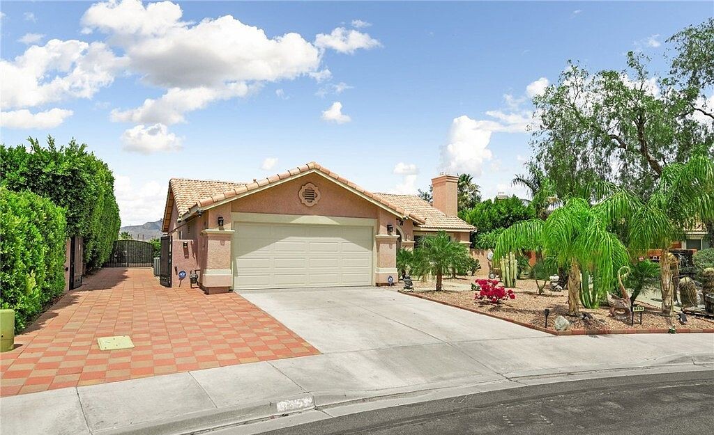Exterior of 9853 Via Real in Desert Hot Springs, CA 92240